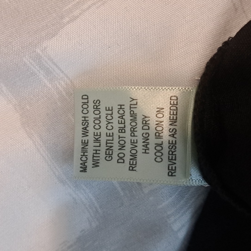Dress - Picture 8 of 10